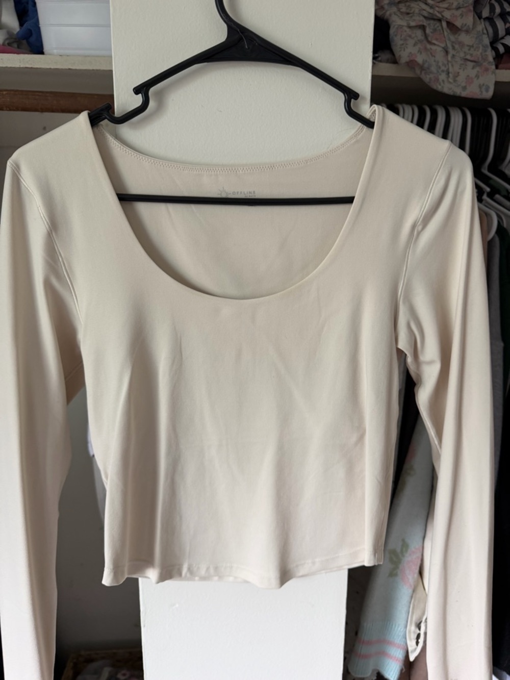 Offline cropped workout top